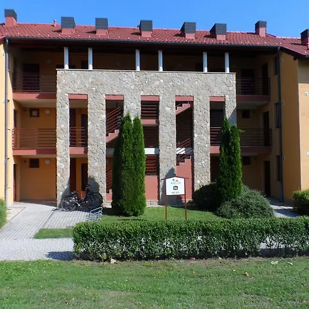 Fortuna Golf Apartman Bük